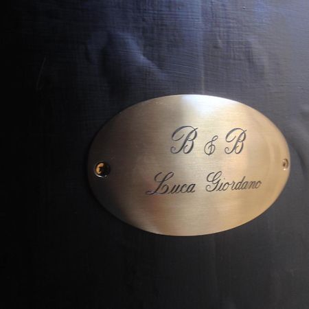 B & B Luca Giordano N6 Наполи Екстериор снимка