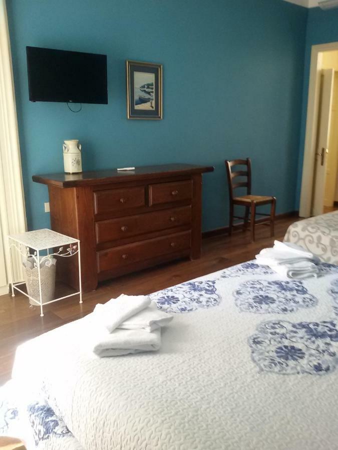 B & B Luca Giordano N6 Наполи Екстериор снимка
