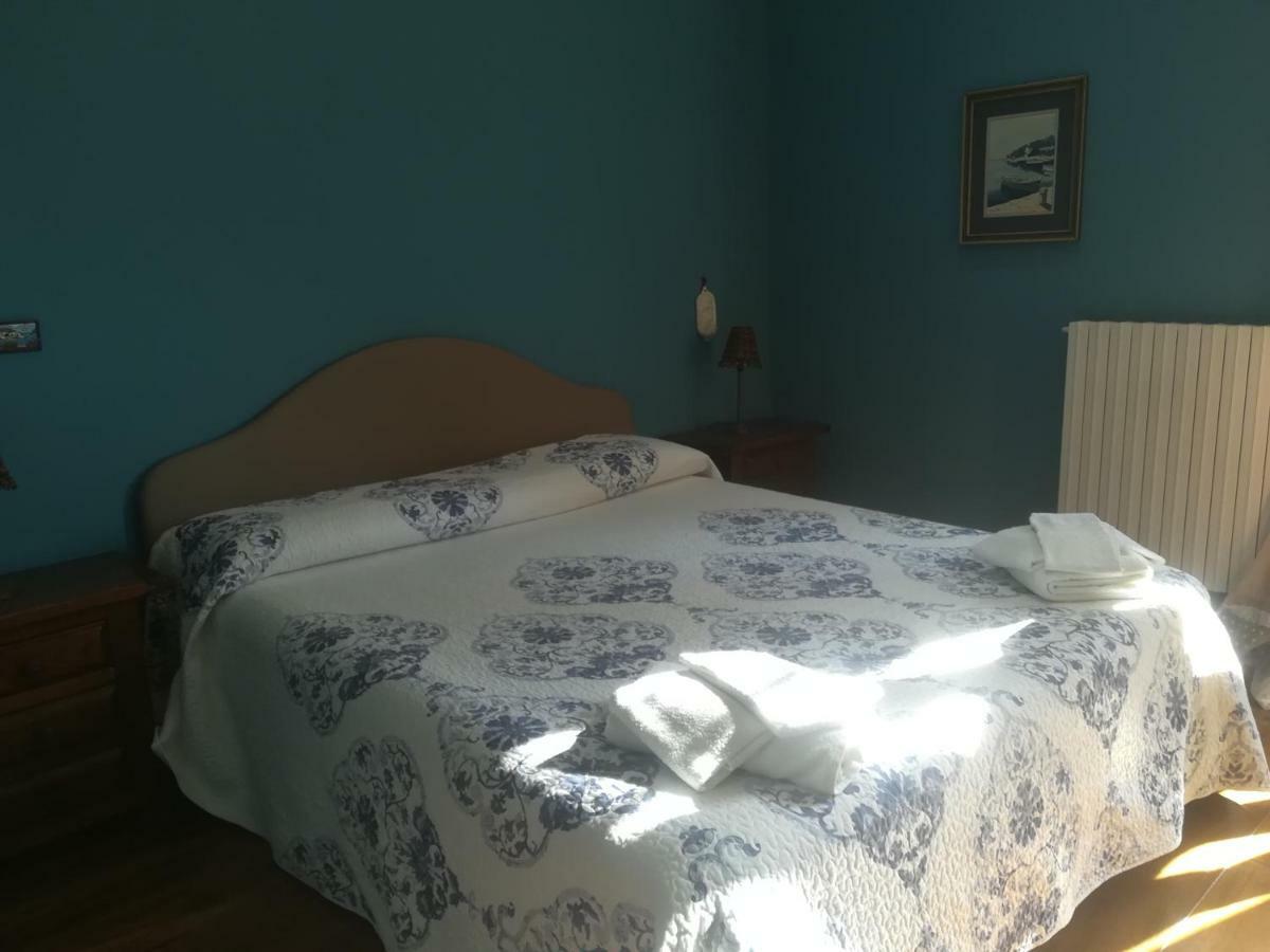 B & B Luca Giordano N6 Наполи Екстериор снимка